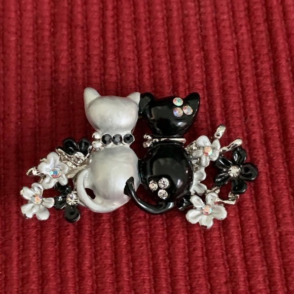 Black and White Cat Brooch Rhinestones